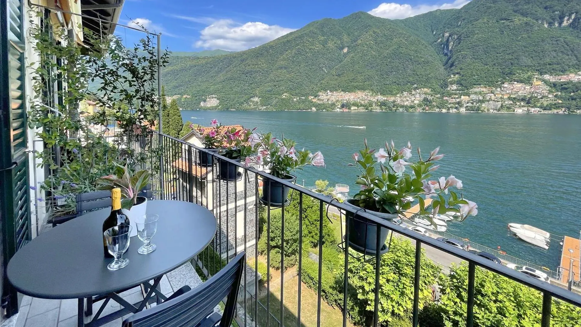Balcony On The Lake - Free Parking, Lake View Laglio